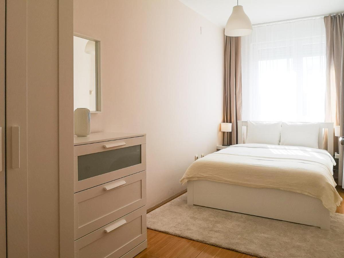 Filinhome Papa Suite 4 Nowy Sad Zewnętrze zdjęcie
